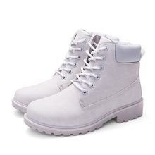 Load image into Gallery viewer, 2019 Hot New Autumn Early Winter Shoes Women Flat Heel Boots Fashion Keep warm Women's Boots Brand Woman Ankle Botas Camouflage