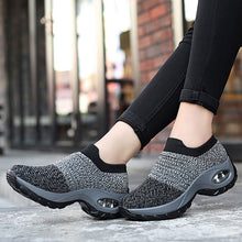 Load image into Gallery viewer, Sneakers women shoes 2019 new wedges slip-on solid casual shoes woman tenis feminino breathable mesh women sneakers ladies shoes